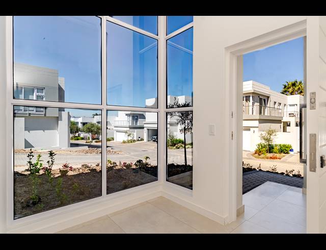 4 BEDROOM HOUSE FOR SALE IN BRYANSTON